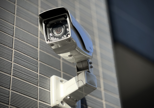 監視カメラ
